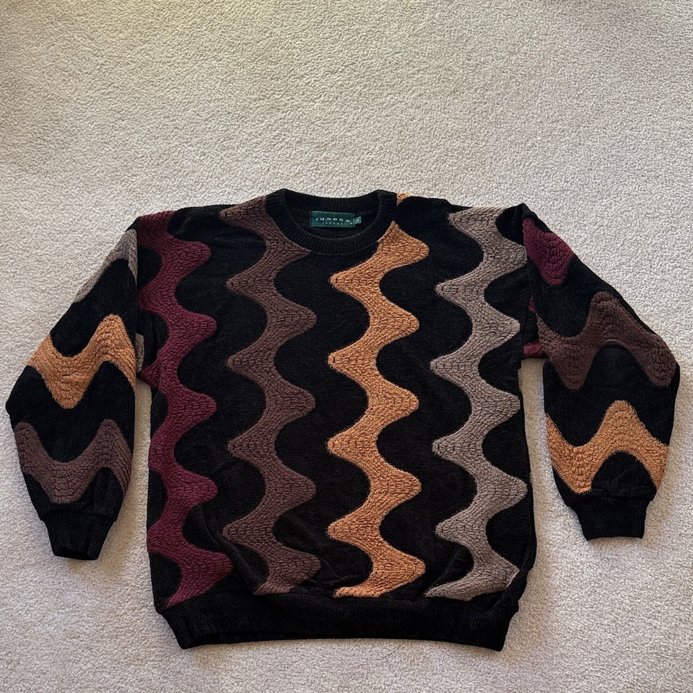 Tundra Mens Large Wave Pattern Crewneck Sweater - Black, Brown, Tan, Grey
